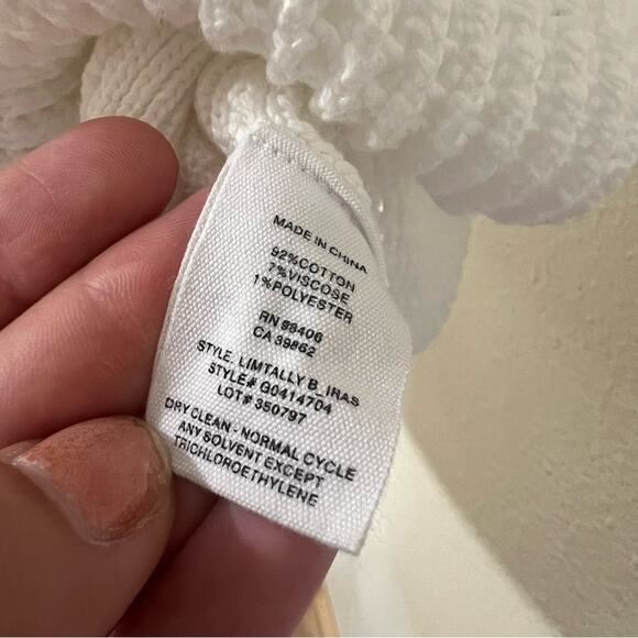 Theory white open knit crochet tunic top MEDIUM - Picture 9 of 10